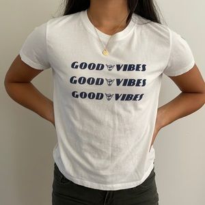 Good Vibes T-Shirt Brandy Melville